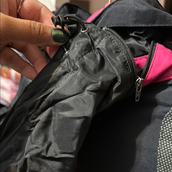 The North Face Speed Tech Pink and Black Jacket - Picture 11 of 12